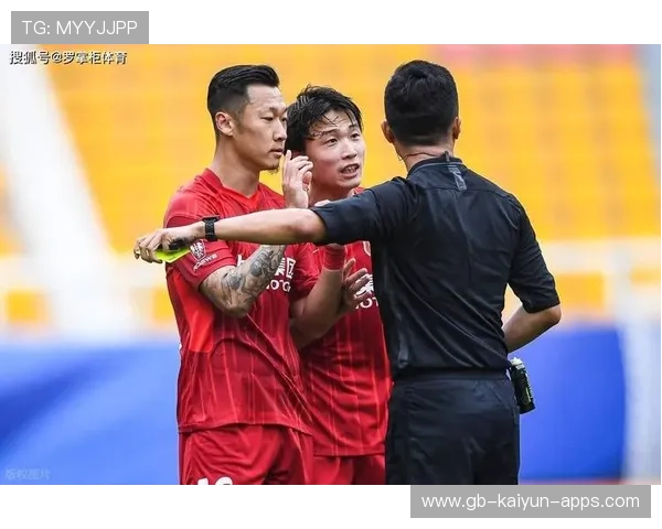 云南玉昆提升实力，签约徐新和巴乙强援补强中场